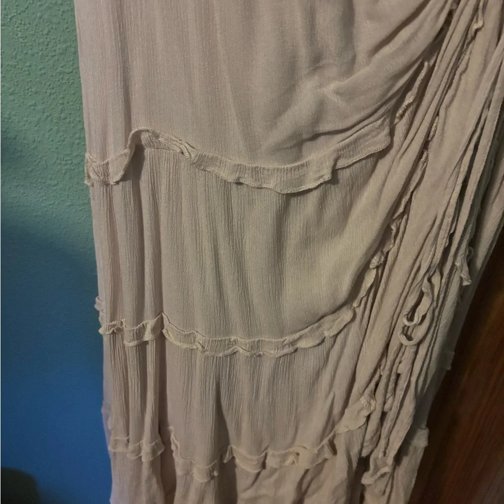 Easel Cream Asymmetrical Dress - Picture 4 of 5